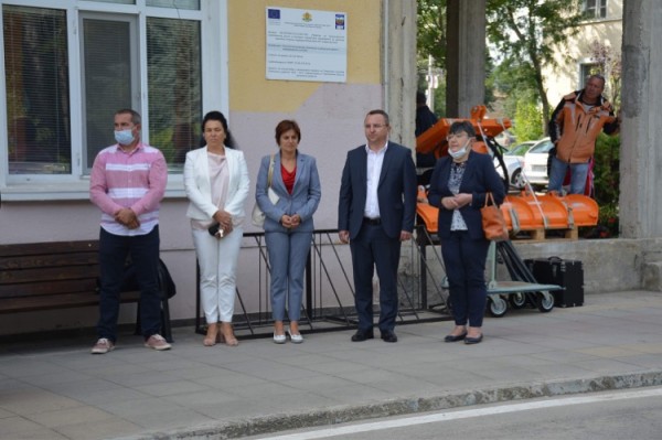 С освещаване на нова техника Павел баня отбелязва празника си