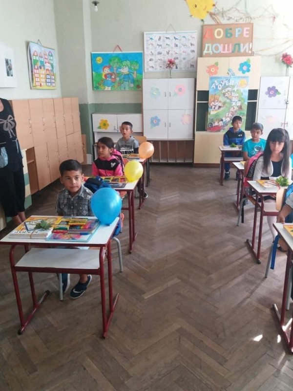 113 първокласника прекрачват прага на павелбанските училища