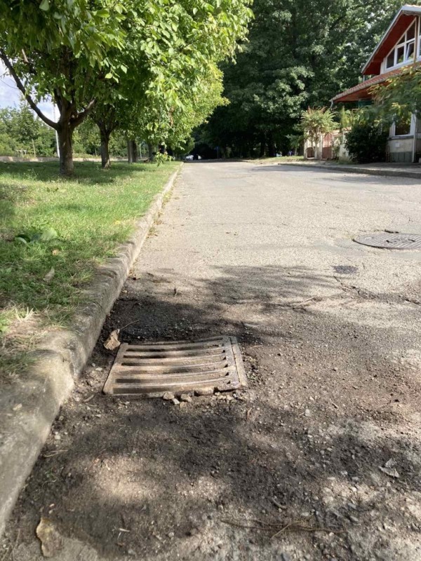 Над 40 напълно почистени дъждоотводни шахти в Казанлък