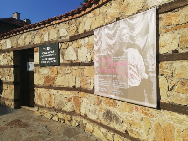 Кметът на Казанлък уважи премиерата на “Седем седмици в Париж“ 