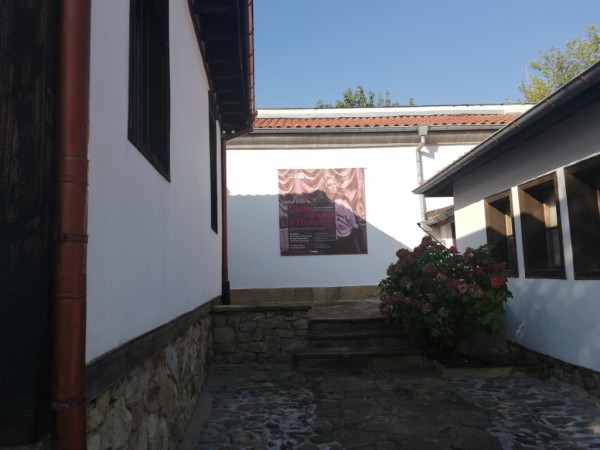 Кметът на Казанлък уважи премиерата на “Седем седмици в Париж“ 