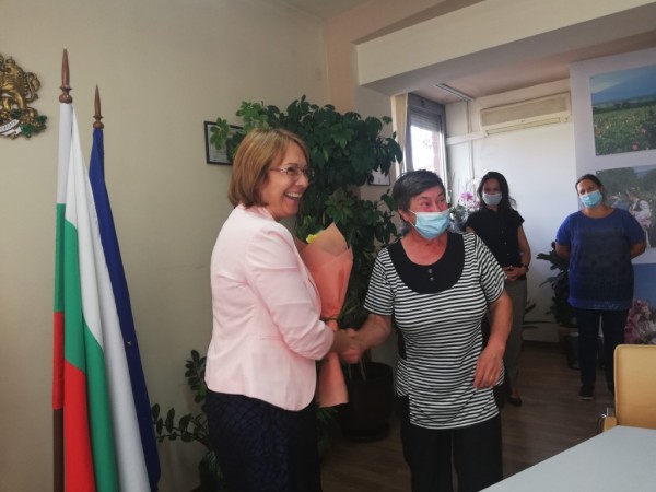 Кметът на Казанлък: Новата учебна година да е по-спокойна, присъствена и успешна!