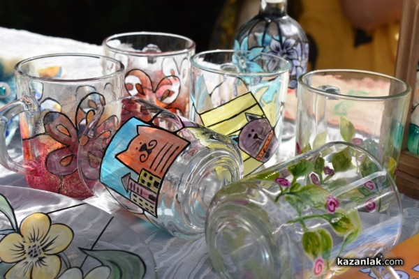 Градината на ЛХМ “Чудомир“ се превърна в сцена на изкуството