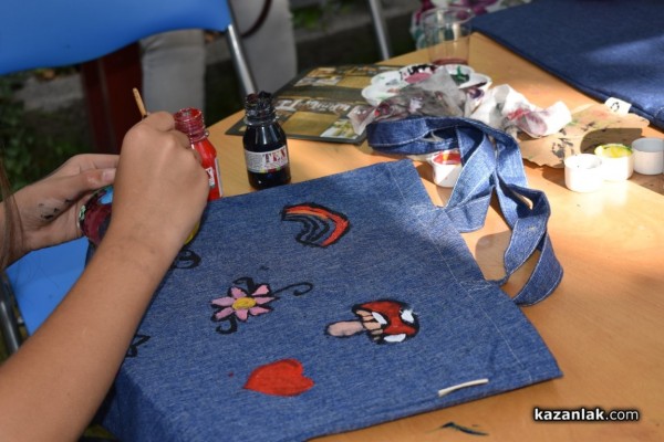 Градината на ЛХМ “Чудомир“ се превърна в сцена на изкуството