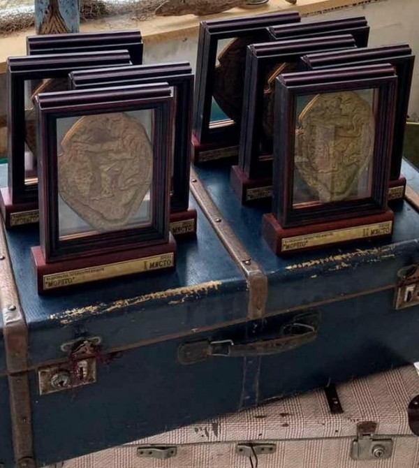 Румен Денев се отличи сред 150 писатели