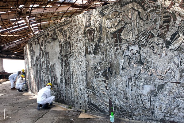 Чрез дарения ще бъдат опазени и външните мозайки на Бузлуджа