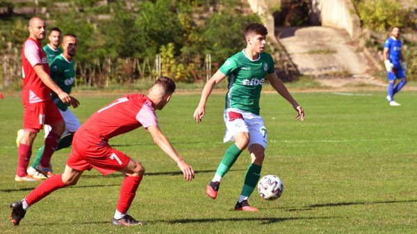 Розите паднаха от Берое с 0:6