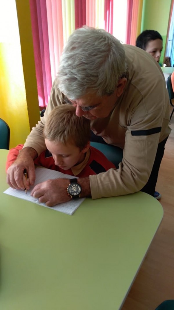 Децата в ДЦДУ „Работилница за мечти“ започнаха седмицата с изкуство