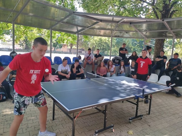 Николай Атанасов е шампионът в турнира по тенис на маса в ПГЛПТ 