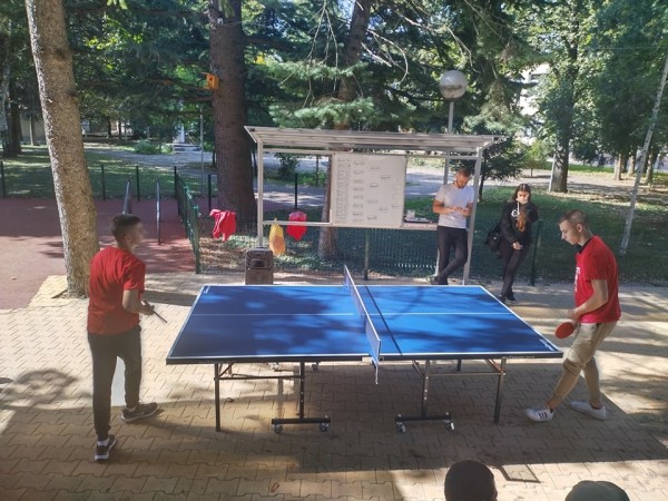 Николай Атанасов е шампионът в турнира по тенис на маса в ПГЛПТ 