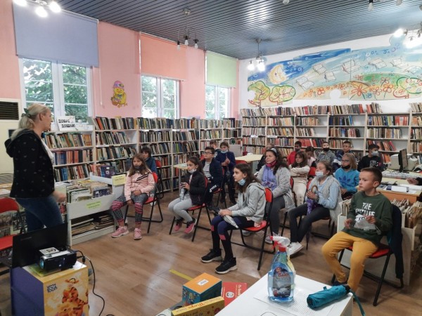 Четвъртокласници на ОУ “Мати Болгария“ станаха част от Походa на книгите
