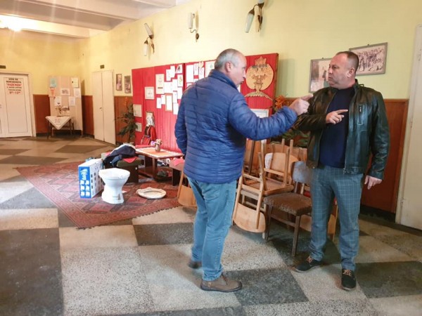 Ремонтират читалището в с. Долно Сахране