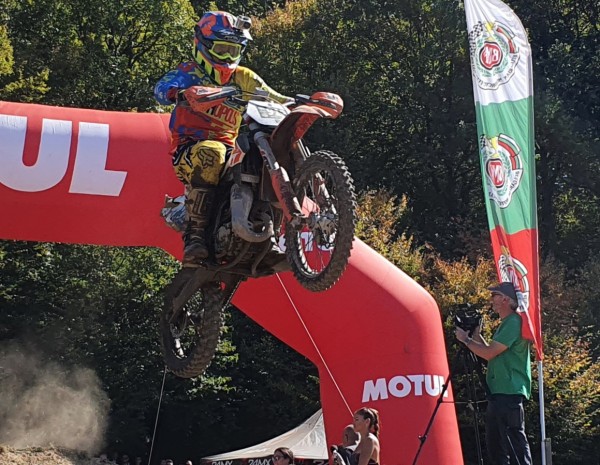 12-годишният Любомир Синев стана републикански шампион в екстремния ендуро шампионат