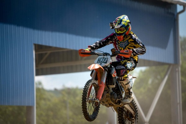 12-годишният Любомир Синев стана републикански шампион в екстремния ендуро шампионат