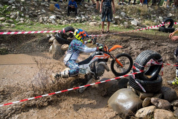 12-годишният Любомир Синев стана републикански шампион в екстремния ендуро шампионат