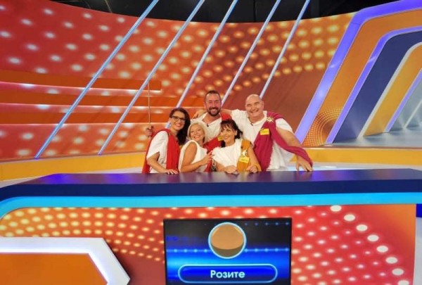 Казанлъчани покоряват отново “Семейни войни“. Гледайте ги от петък