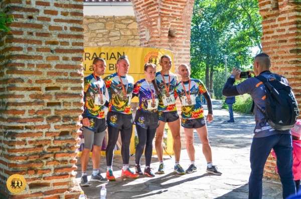 За поредна година Thracian Run and Bike събра над 200 бегачи и колоездачи