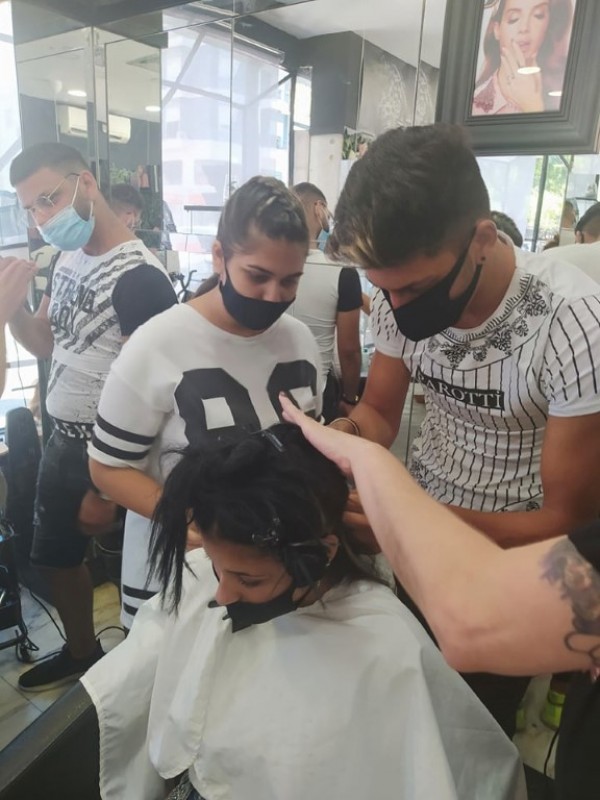 Португалия през погледа на  стажант фризьорите от Профилирана гимназия „Акад. Петко Стайнов“