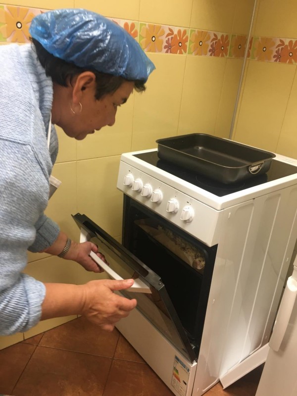 Кулинарите в дневния център приготвиха вкусна пица