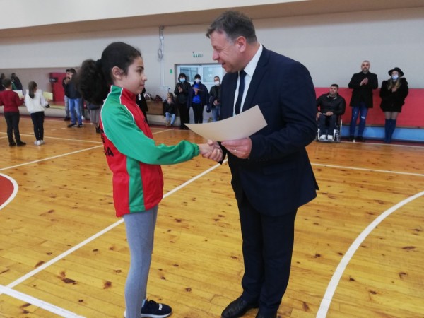 Кметът на Казанлък отличи 27 казанлъшки спортисти