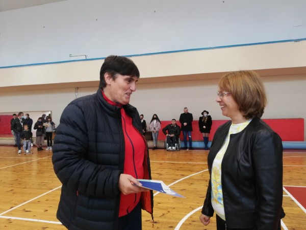 Кметът на Казанлък отличи 27 казанлъшки спортисти