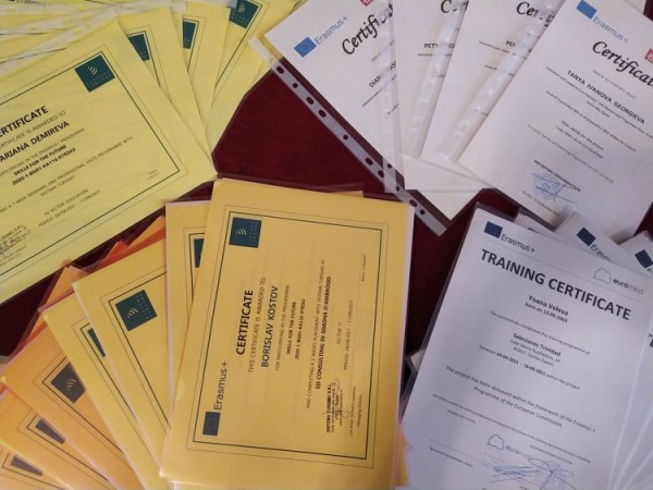 Европейски „Дни Еразъм 2021“ в ПГ “Иван Хаджиенов“