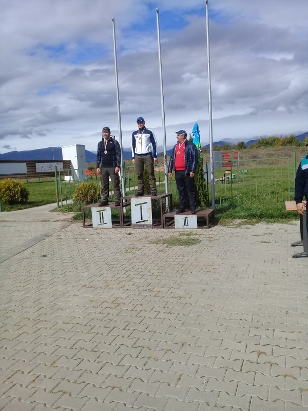 Купа Казанлък донесе 5 медала на стрелците от “Балиста“