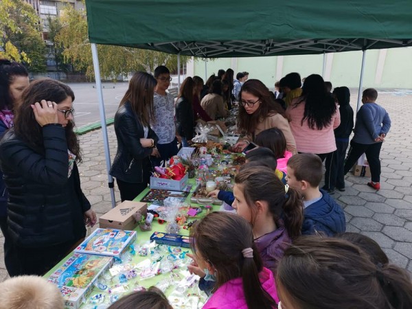 ОУ „Св. Паисий Хилендарски” събра 1715 лв. за малкия Стаси само за час