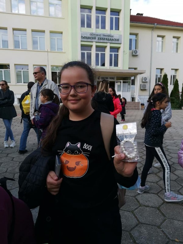 ОУ „Св. Паисий Хилендарски” събра 1715 лв. за малкия Стаси само за час