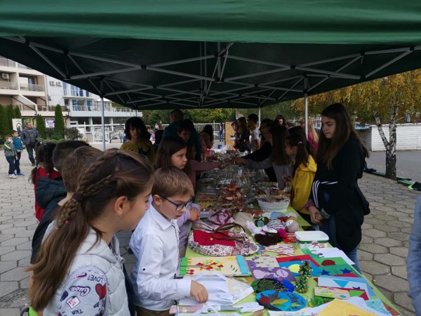 ОУ „Св. Паисий Хилендарски” събра 1715 лв. за малкия Стаси само за час