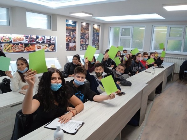 Ден на здравословното хранене се проведе в ПГЛПТ