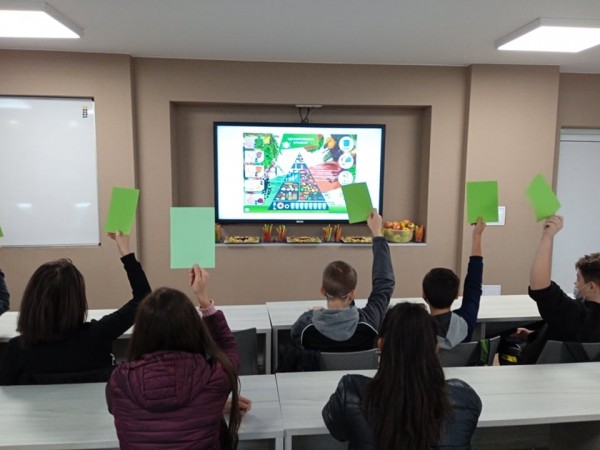 Ден на здравословното хранене се проведе в ПГЛПТ