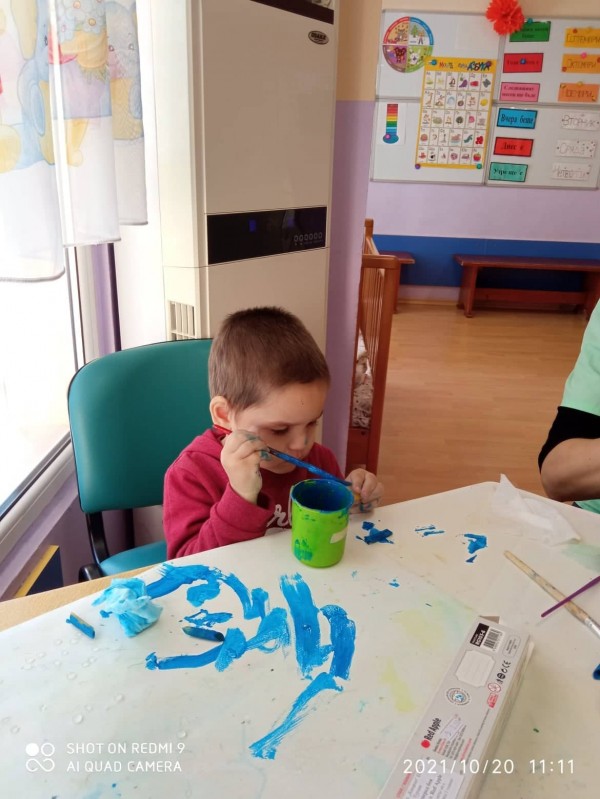 Есенно и многоцветно бе днес в “Работилница за мечти“