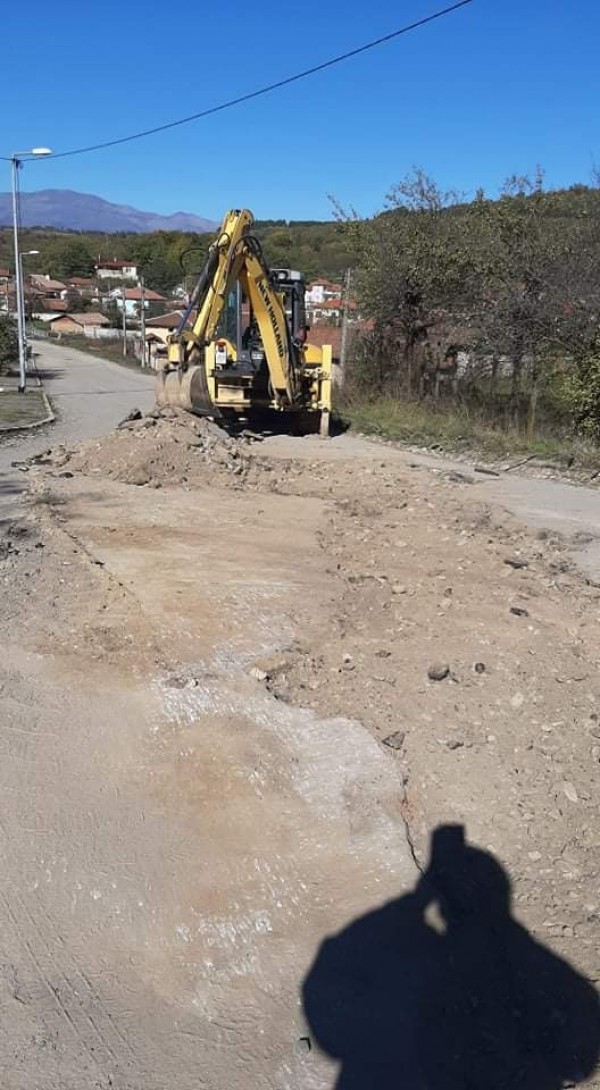 Започна частичен ремонт на пътя Павел баня – с. Турия 