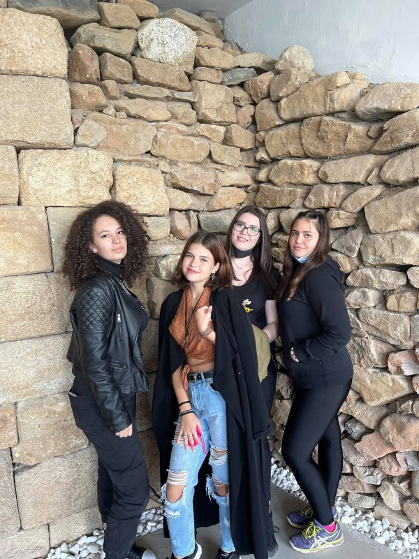 Културните институции като образователна среда ще опознават учениците на ПГЛПТ