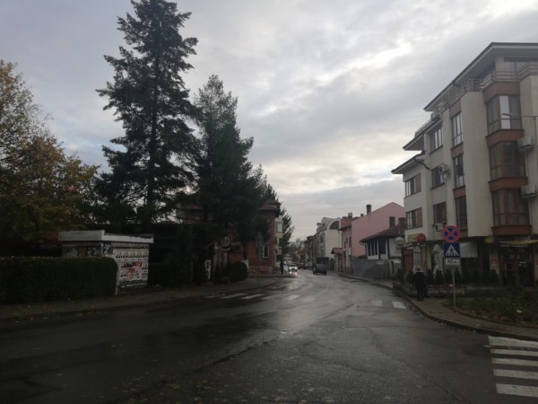 В четвъртък и петък - пълно затваряне за движение на МПС на централното кръстовище на бул. “23 ПШП“