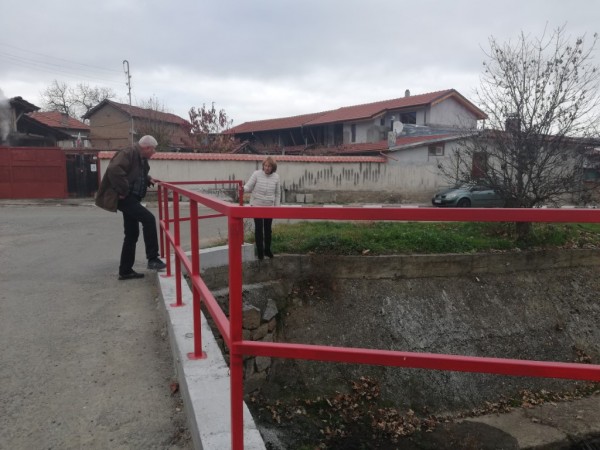 Кметска проверка на ремонтни дейности по населени места