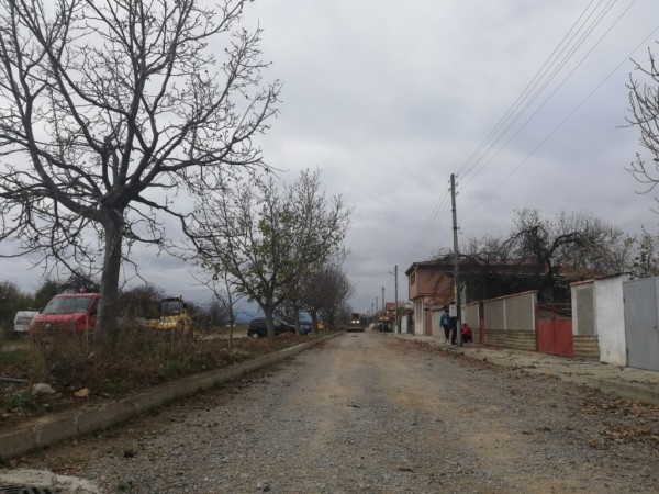 Кметска проверка на ремонтни дейности по населени места