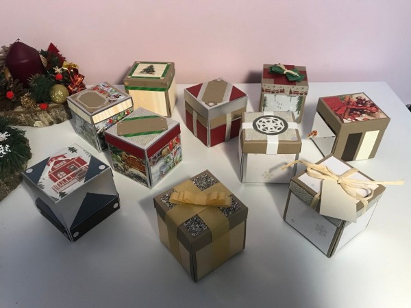 Зрелостници от МГ с коледен базар в помощ на бездомните животни