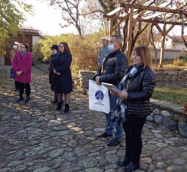 Връчиха наградите в литературните конкурси на Община Павел баня