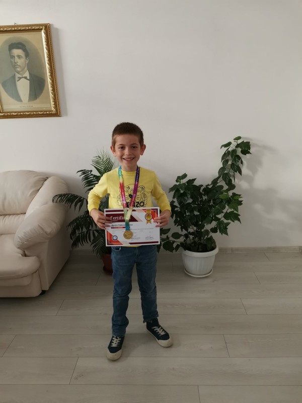 12 медала спечелиха най-добрите малки математици на ОУ “Св. Паисий Хилендарски“