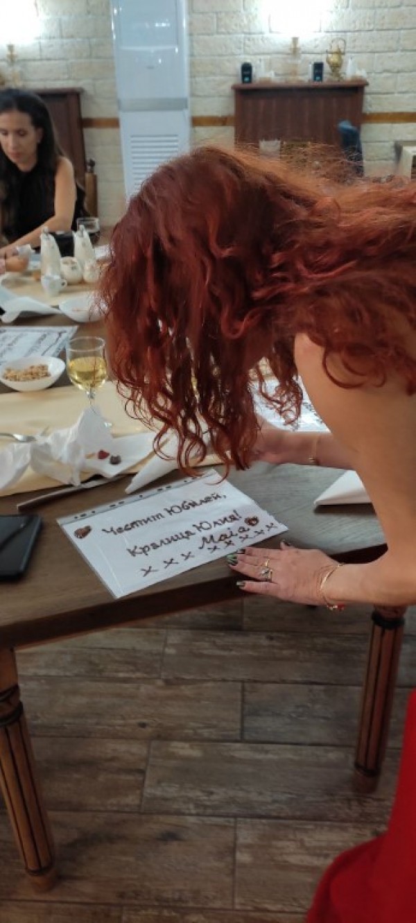 820 лв. събра за ден Кралство Хармония в полза на пчелните семейства в Казанлък