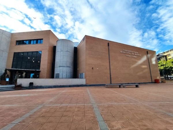 8-годишният китарист Божидар грабна първото място в Испания