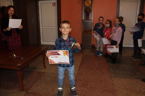 9 ученици от ОУ “Георги Кирков“ с медали от “Математика без граници“