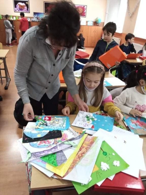 Второкласници от ОУ “Георги Кирков“ си направиха индивидуални портфолиа