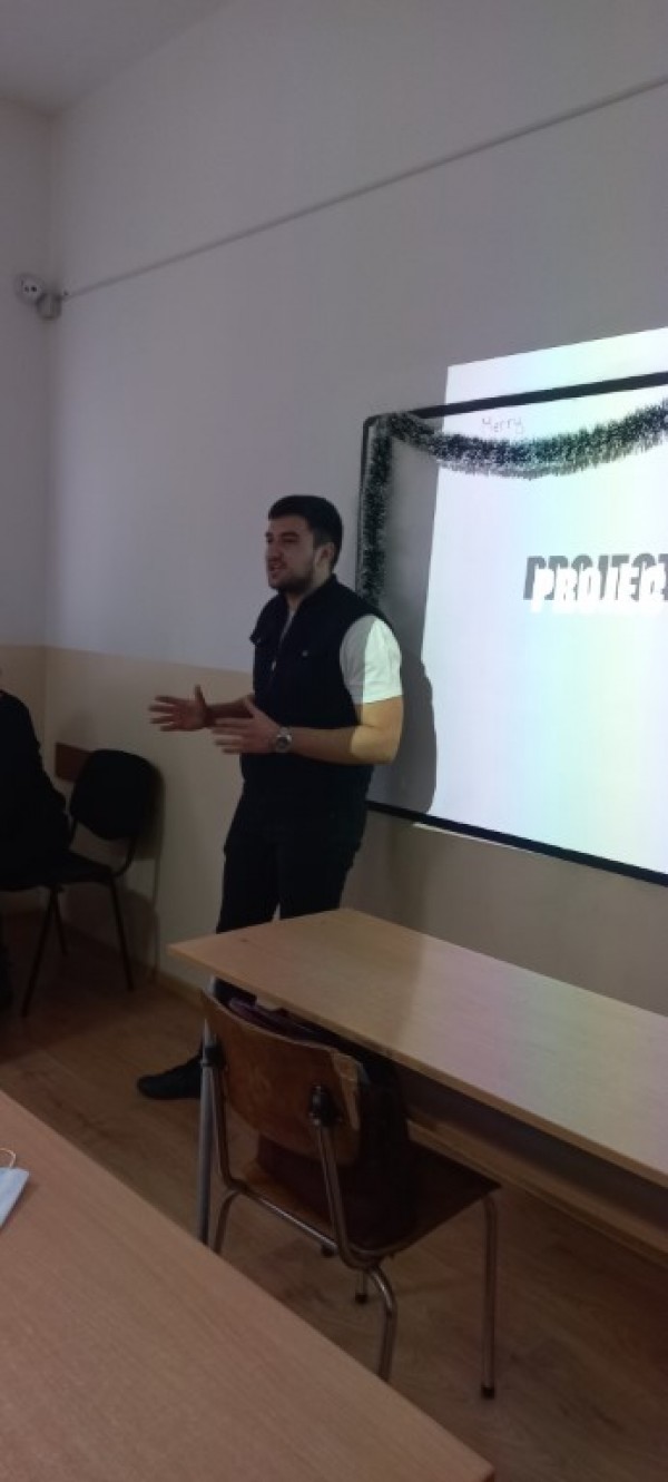 Младежи учат младежи за вредата от наркотиците