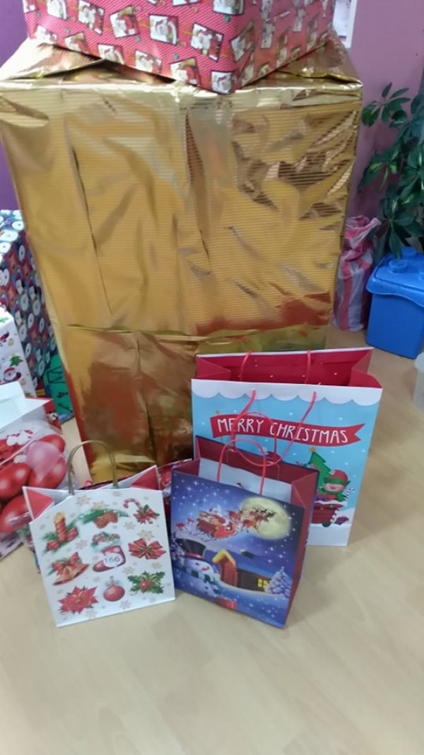 Дядо Коледа мина през дневния център “Работилница за мечти“ 