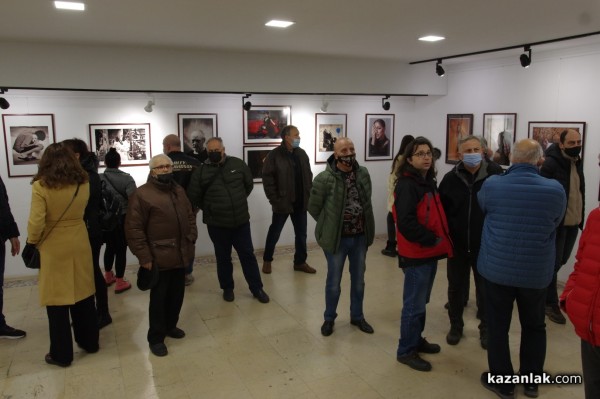 Нашествие на млади таланти в IV-я фотографски салон в Казанлък