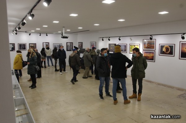 Нашествие на млади таланти в IV-я фотографски салон в Казанлък