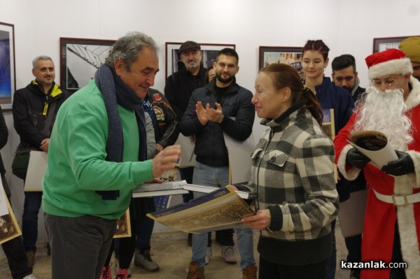 Нашествие на млади таланти в IV-я фотографски салон в Казанлък